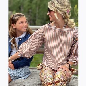 NWT Buru Cropped Button Sleeve Blouse